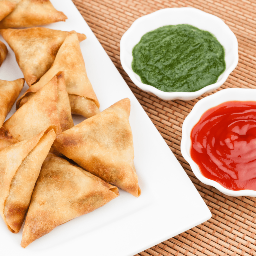 Samosa With Green Chutney